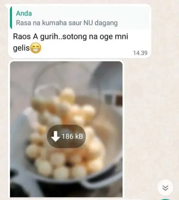 Chat pelanggan mengatakan tahu bulat dan sotong gurih